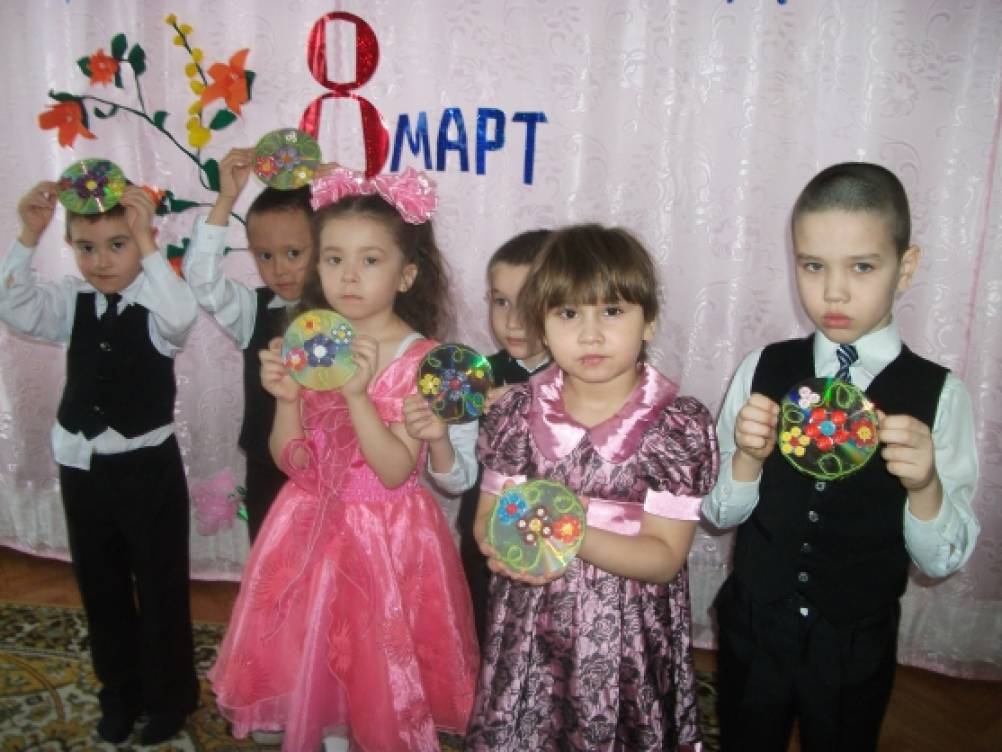 8 марта. «Цветы для мам» Фото 8 марта. «Цветы для мам»