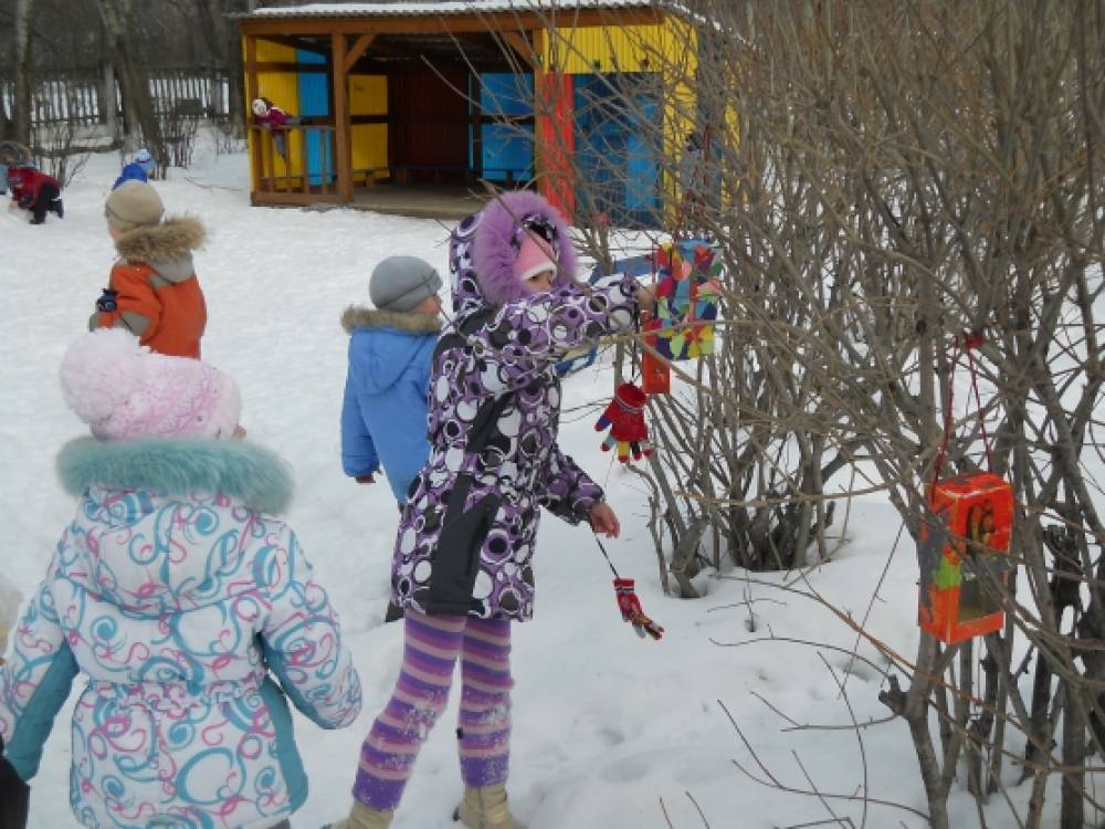 Экологическая акция в ДОУ «Покормим птиц» Фото Экологическая акция в ДОУ «Покормим птиц»