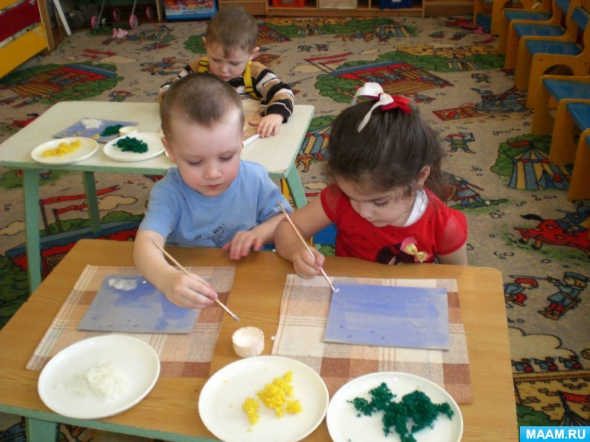 Поделки из бросового материала во 2 младшей группе