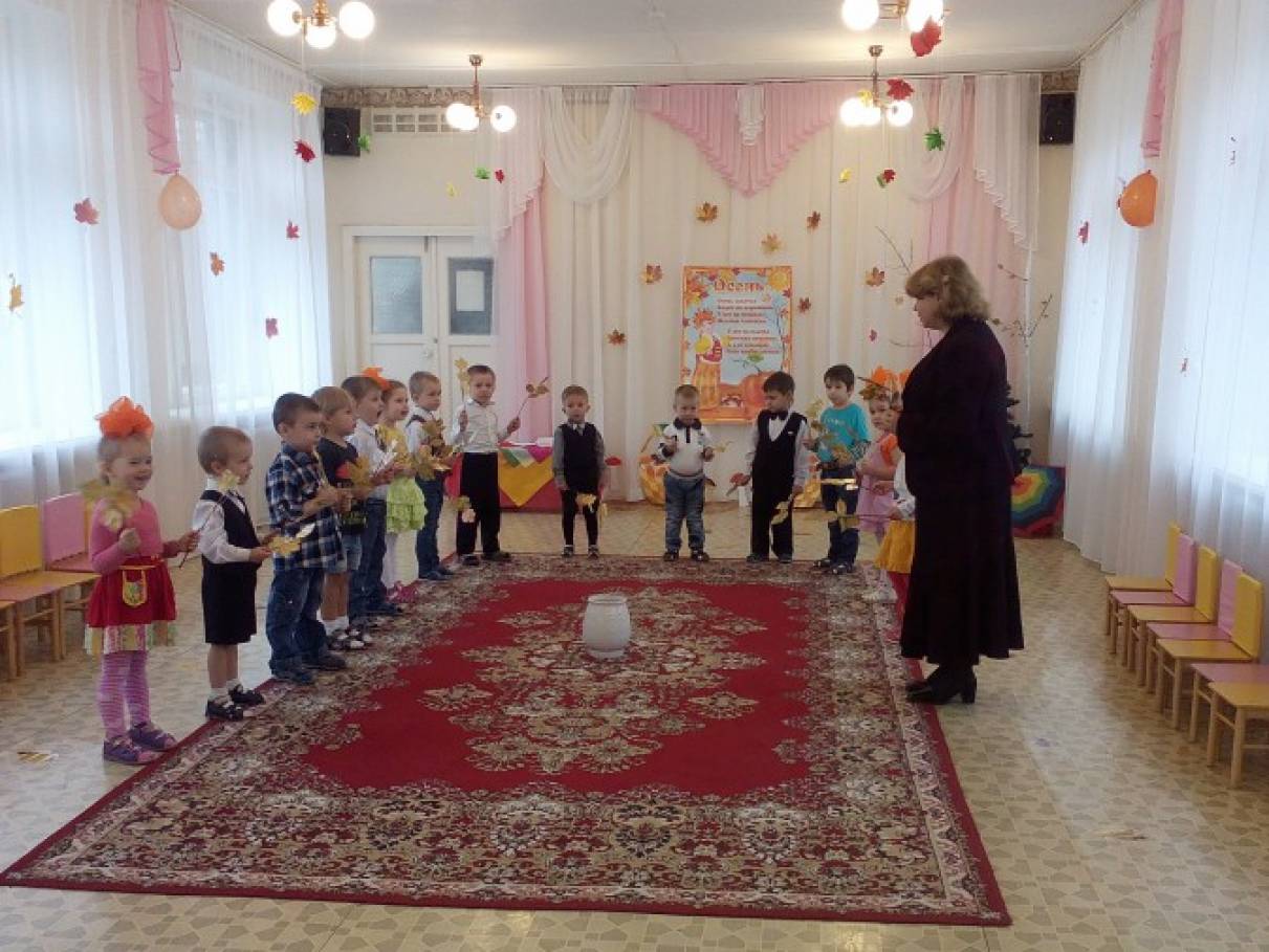 Осенний праздник для детей средней группы «За грибами» Фото Осенний праздник для детей средней группы «За грибами»