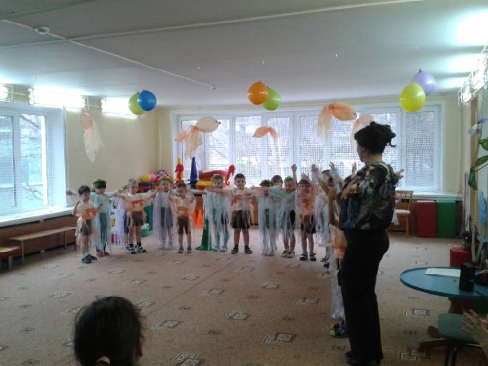 Сценарій спільного дозвілля дітей та батьків «У підводному світі» Фото Сценарий совместного досуга детей и родителей «В подводном мире»