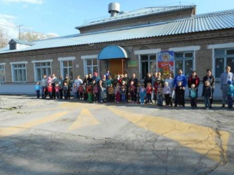 Сценарій свята «Забіг пам'яті» до Дня Великої Перемоги (старша і підготовча до школи групи) Фото Сценарий праздника «Забег памяти» ко Дню Великой Победы (старшая и подготовительная к школе группы)