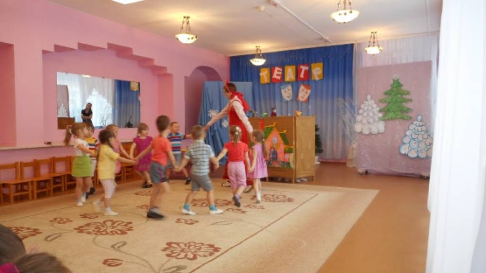 Театралізована гра з елементами лялькового театру: «Подорож у казку Теремок» в рамках тижня театру. фото Театрализованная игра с элементами кукольного театра: «Путешествие в сказку Теремок» в рамках недели театра.