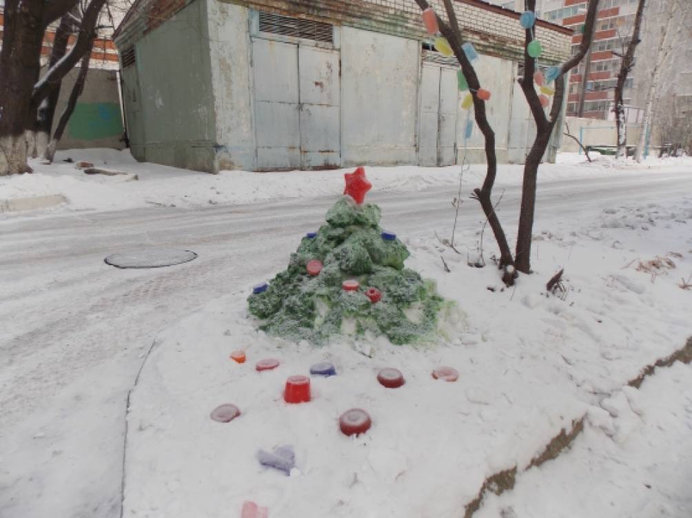 Поделка из кирпичиков Поделка из кирпичиков
