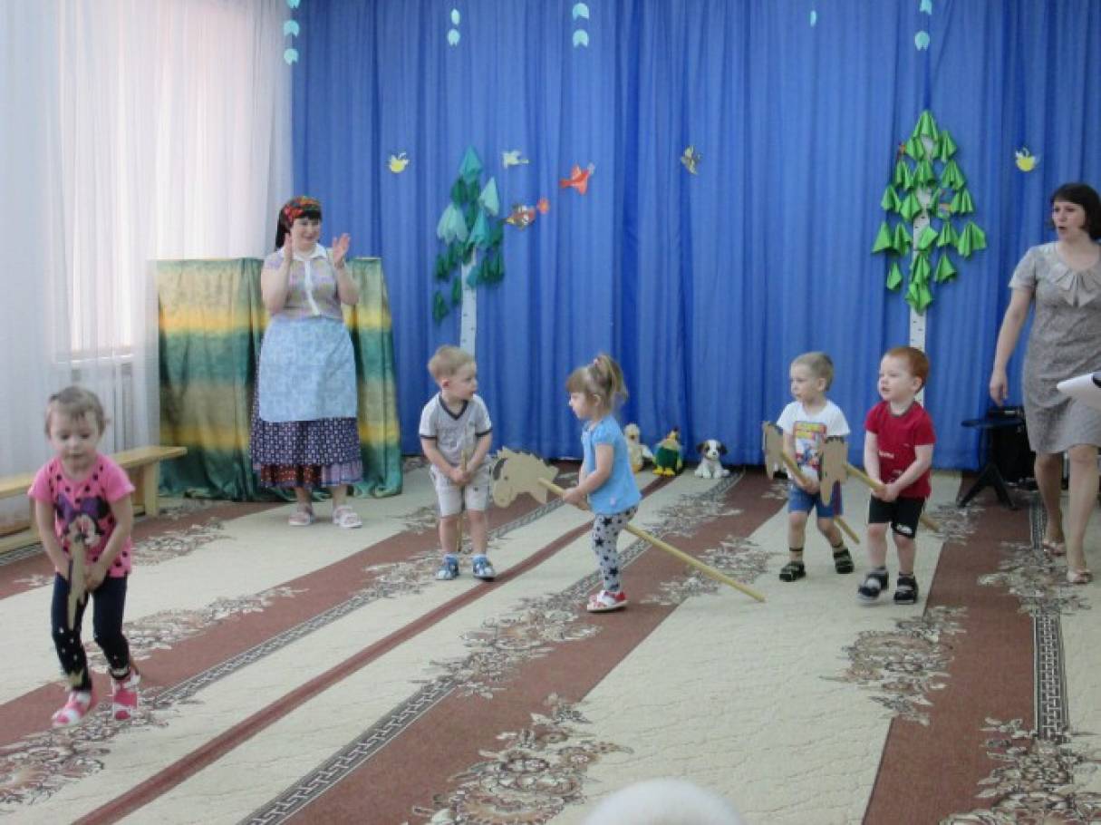 Сценарий праздника в гостях у бабушке Сценарий праздника в гостях у бабушке