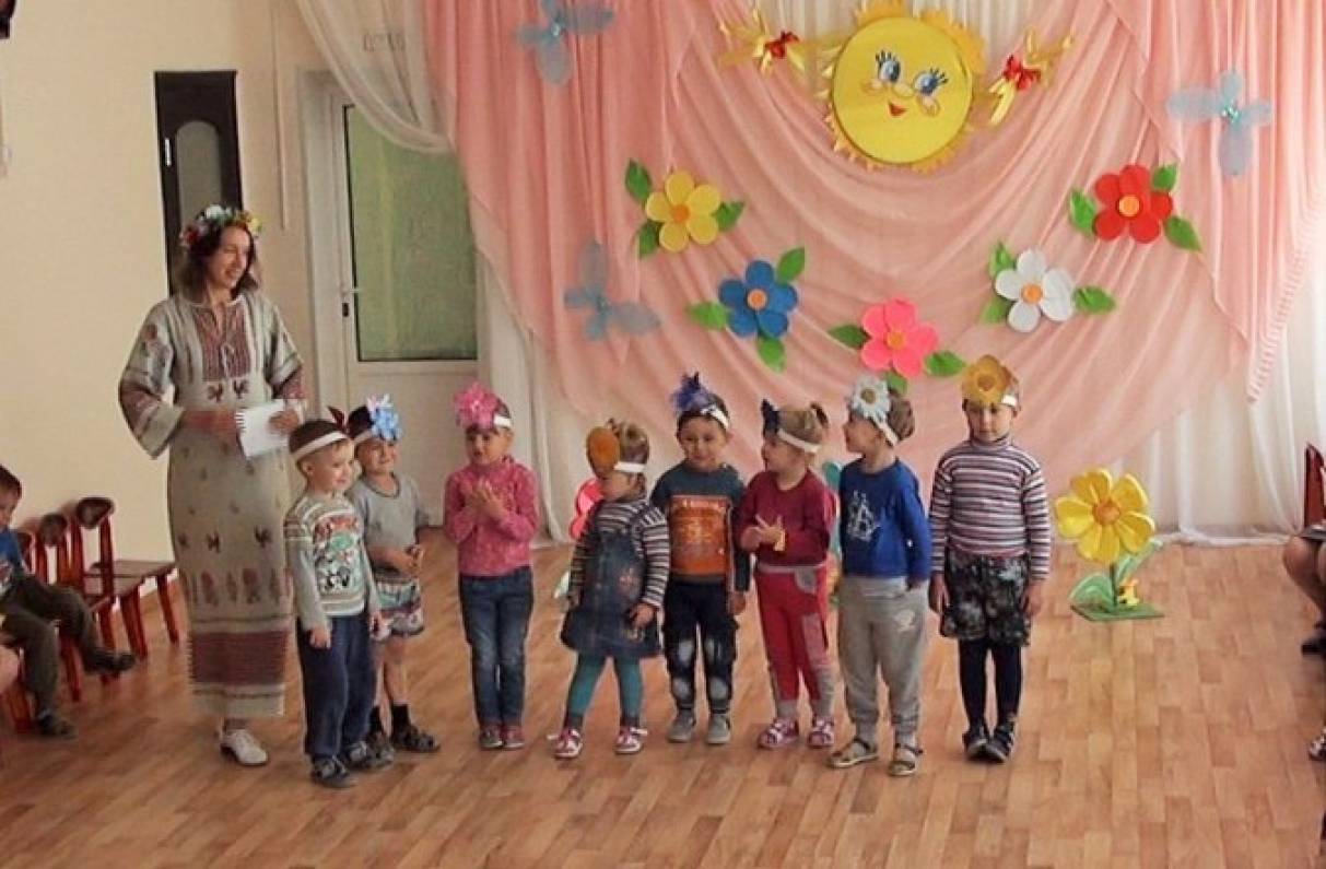 Праздник цветов сценарий конкурсы Праздник цветов сценарий конкурсы