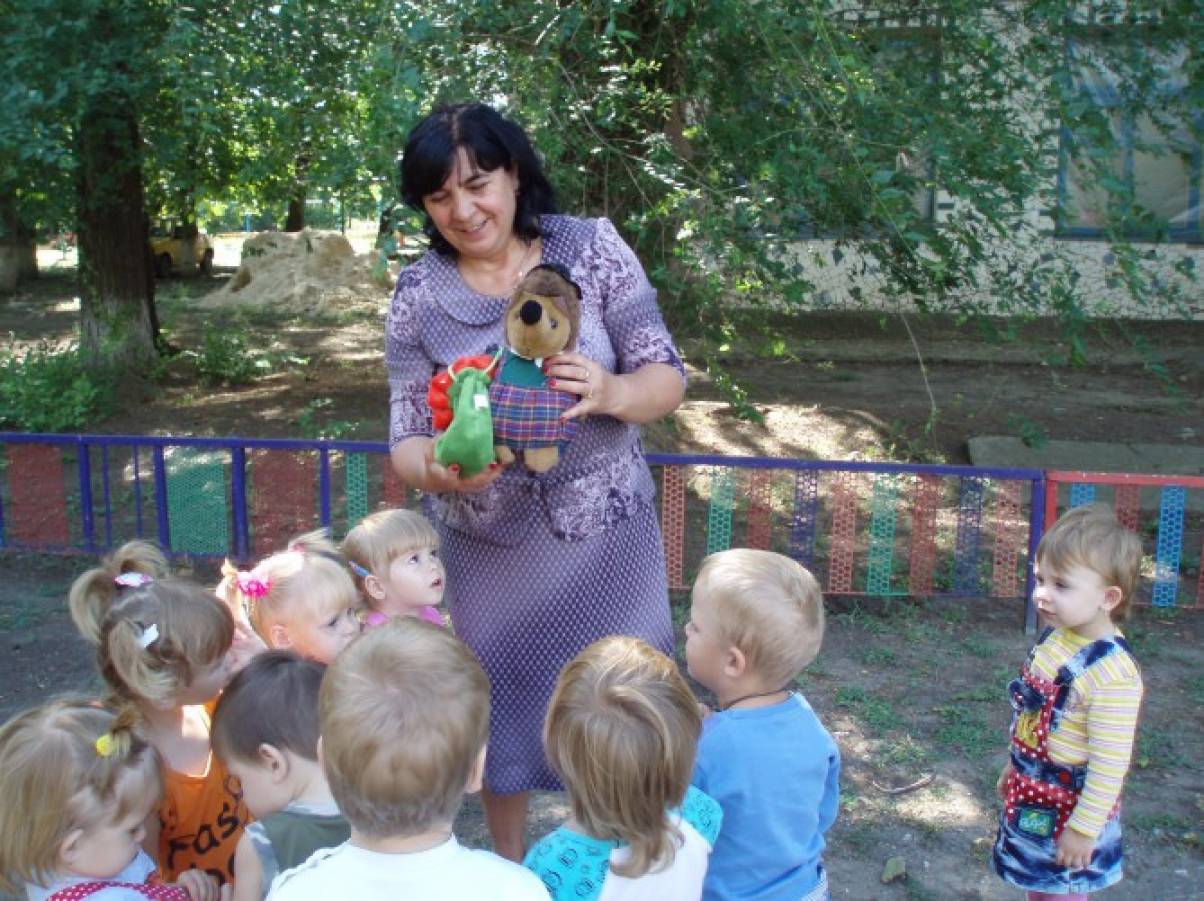 Праздник урожая сценарий для младшей группы Праздник урожая сценарий для младшей группы