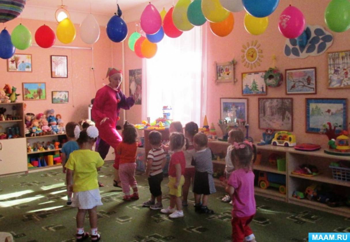 Сценарій свята в першій молодшій групі «Ми вже не діти, ми вже великі!» Фото Сценарий праздника в первой младшей группе «Мы уже не малыши, мы уже большие!»