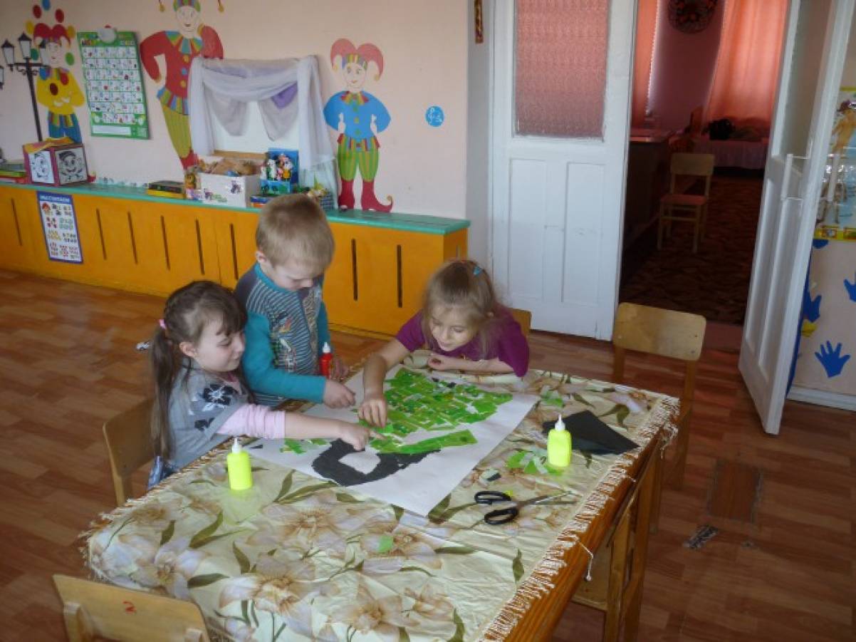 Колективна робота «Дівчина Весна» Фото Коллективная работа «Девушка Весна»