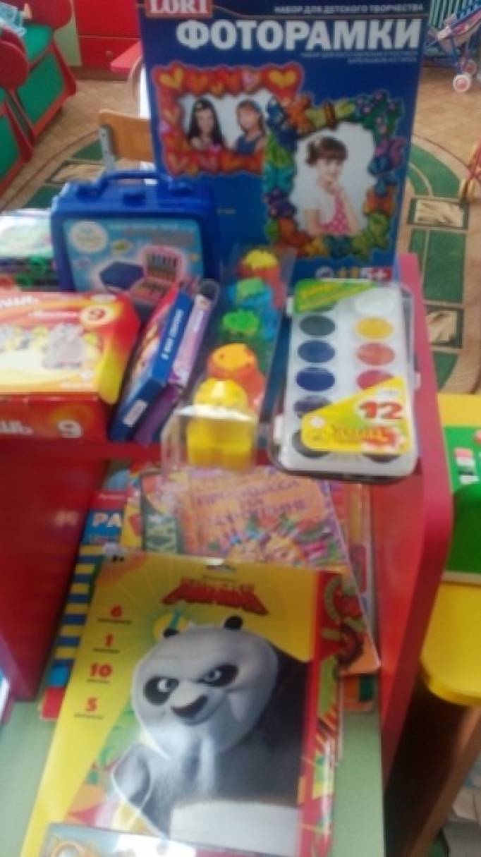 Куточок продуктивної діяльності в старшій групі Фото Уголок продуктивной деятельности в старшей группе