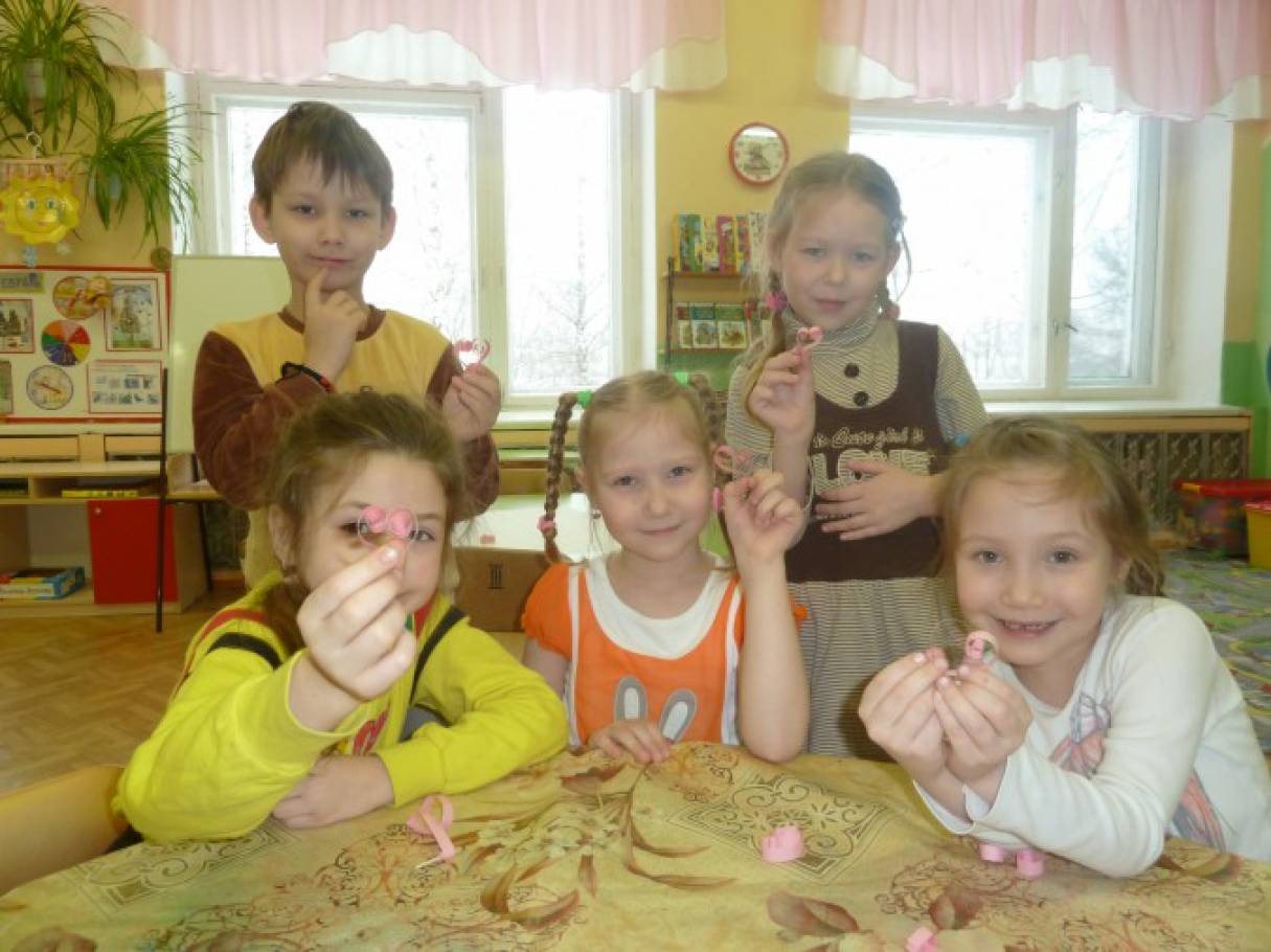 Кружковая работа «Волшебный квиллинг» с детьми выпускной группы (фотоотчёт) Фото Кружковая работа «Волшебный квиллинг» с детьми выпускной группы (фотоотчёт)
