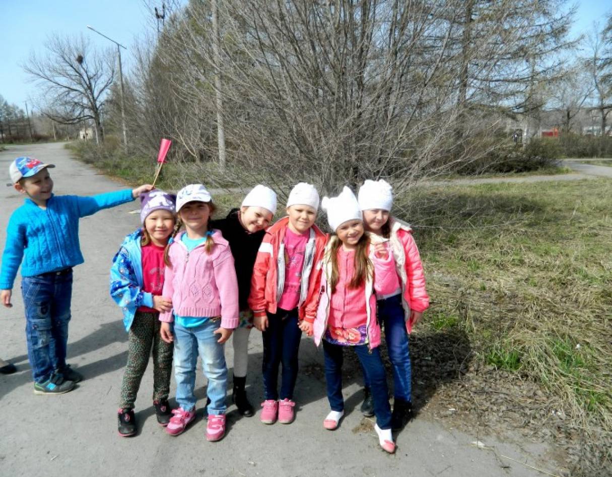 Экскурсия по городу. Закрепление дорожных знаков (фотоотчет) Фото Экскурсия по городу. Закрепление дорожных знаков (фотоотчет)