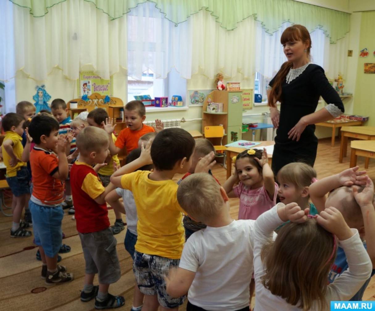 Поздравление воспитателям детского сада короткие Поздравление воспитателям детского сада короткие