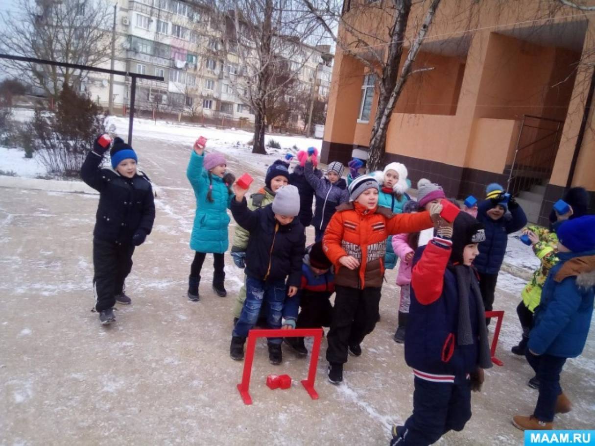Фотозвіт «Зимові забави в підготовчій групі» Фото Фотоотчет «Зимние забавы в подготовительной группе»