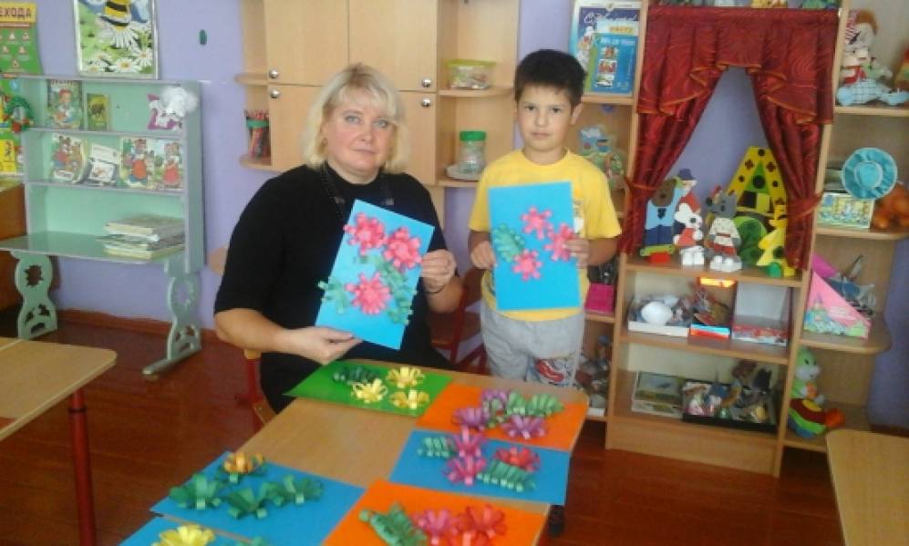 Воспитателю от детей подарок Воспитателю от детей подарок