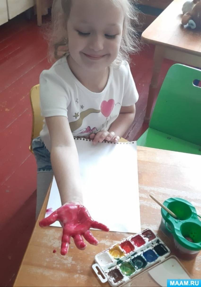 Рисование ладошкой «Мир динозавров»