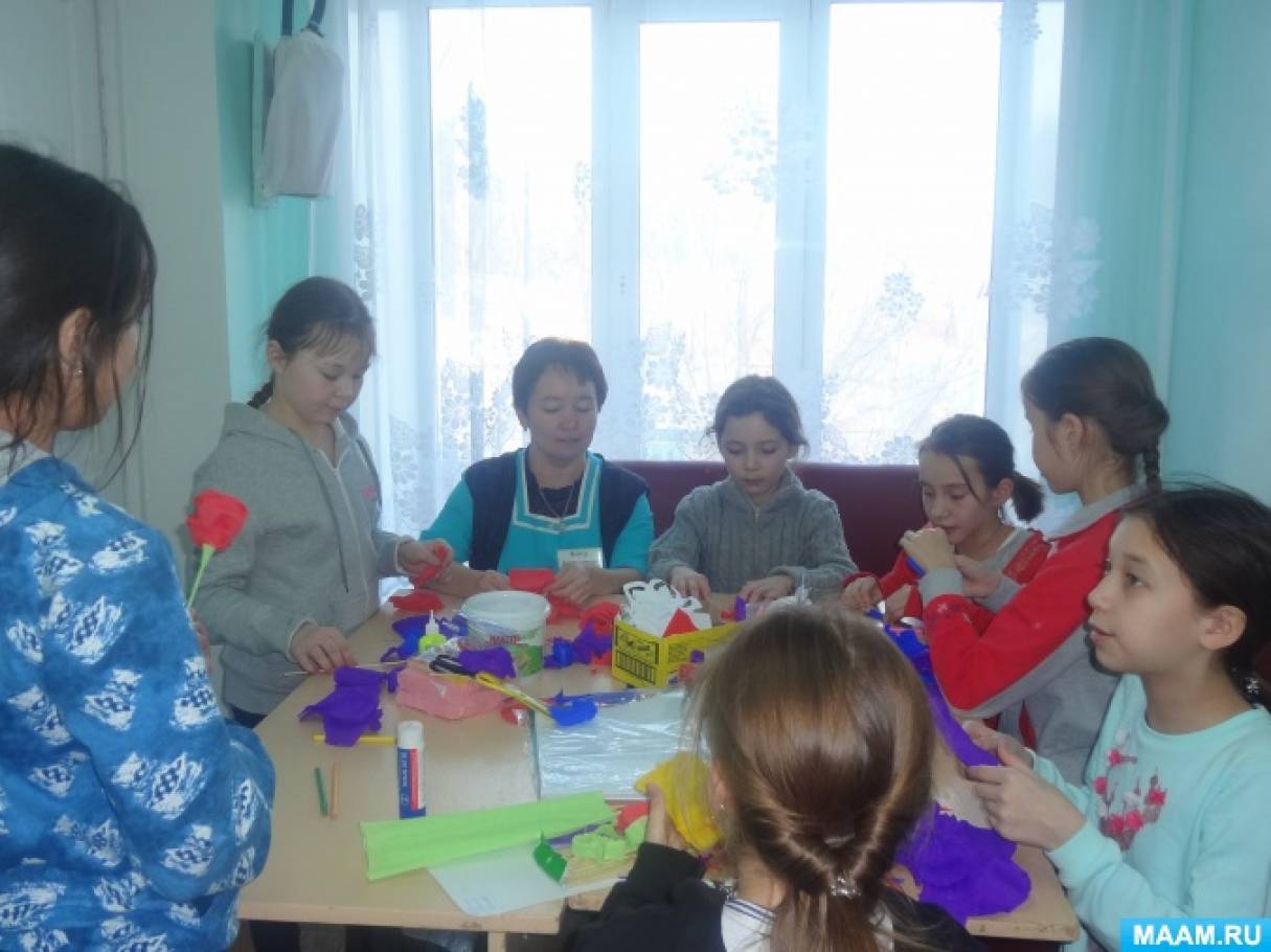 «Красивые цветы». Аппликация из цветной бумаги