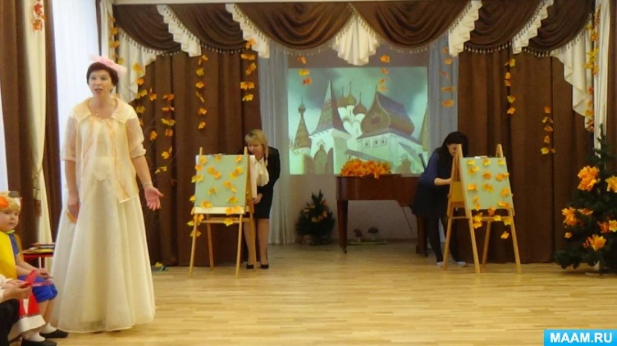Девочки с нашим праздником