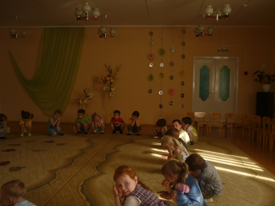 «Здравствуй — дружно говорим!» Музыкальное логоритмическое занятие с детьми 3–4 лет Фото «Здравствуй — дружно говорим!» Музыкальное логоритмическое занятие с детьми 3–4 лет