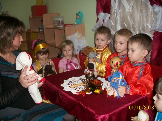 Конспект интегрированного занятия по краеведению в средней группе «Путешествие в прошлое» Фото Конспект интегрированного занятия по краеведению в средней группе «Путешествие в прошлое»