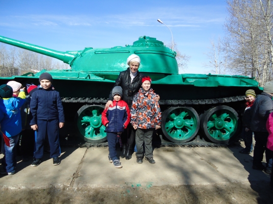 Путешествие в прошлое. Экскурсия в музей к 70-летию Уральского добровольческого танкового корпуса Фото Путешествие в прошлое. Экскурсия в музей к 70-летию Уральского добровольческого танкового корпуса