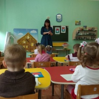 Конспект занятия по лепке в первой младшей группе «Мухомор» - фото №3