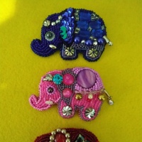 Мастер-класс по изготовлению брошки «Слоненок» из фетра, бисера, декоративных элементов и пайеток