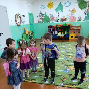 Сценарий квеста для детей второй младшей группы «Путешествие по экологической тропе»