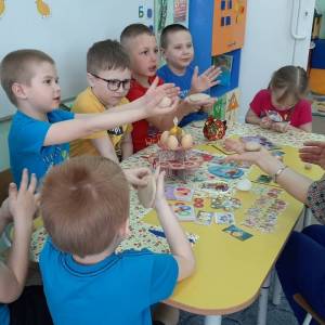 Фотоотчет к занятию по лепке из соленого теста «Пасхальная курочка»