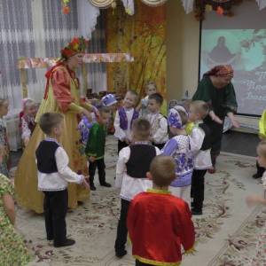 «На покров гуляй, осень величай». Сценарий праздника на Покров для старшей группы