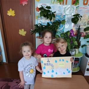 Занятие по коллективной аппликации «Чистые ладошки» в дошкольной группе