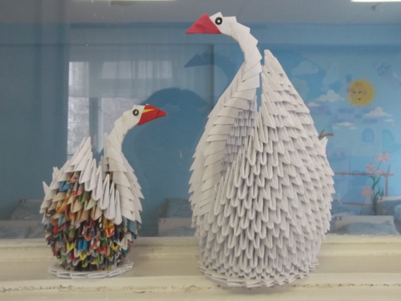 Конкурс (7).JPG "Лебеди" Конкурс детских поделок. Апрель 2013 Конкурс (7).JPG "Лебеди"