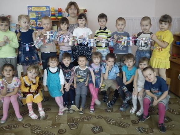 Международная миротворческая акция «Гирлянда дружбы»