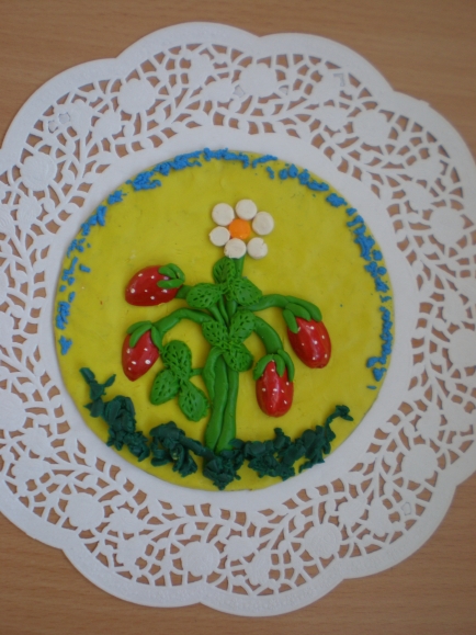 Земляничка. Конкурс детских поделок. Июнь 2013 Земляничка.