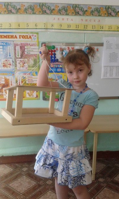 "Не бойтесь птички! Мы вас не обидим!" Акция «Кормушка для пичужки» "Не бойтесь птички! Мы вас не обидим!"