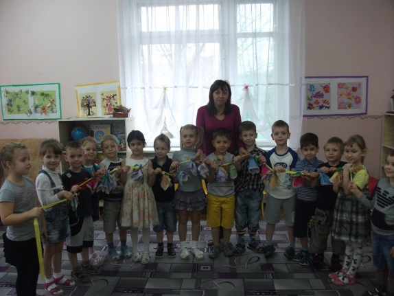 "Мы за дружбу" Международная миротворческая акция «Гирлянда дружбы» "Мы за дружбу"
