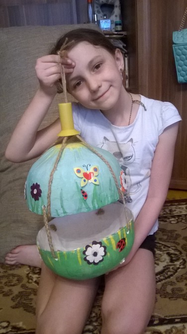 Домишка для птички Акция «Кормушка для пичужки» Домишка для птички