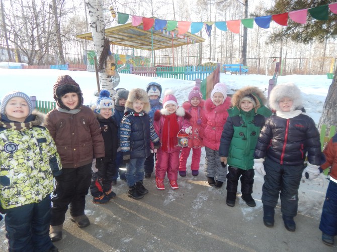 КОРМУШЕЧКА Акция «Кормушка для пичужки» КОРМУШЕЧКА
