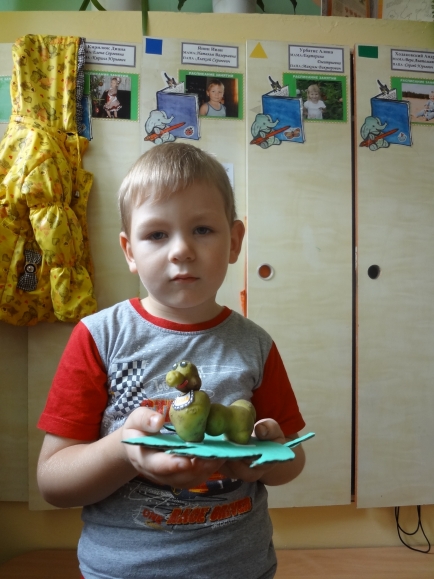 "Гусеничка" Конкурс детских поделок. Октябрь 2013 "Гусеничка"