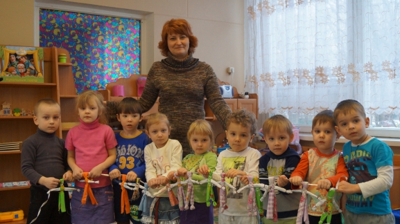 И мы вместе Международная миротворческая акция «Гирлянда дружбы» И мы вместе