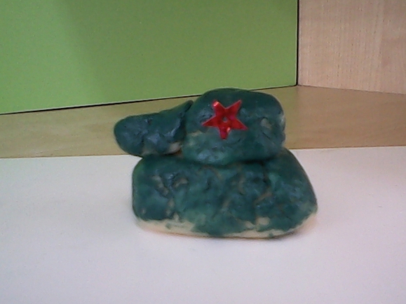 танк Конкурс «Мы за мир». Март 2014. Поделки, рисунки. Дошкольники танк