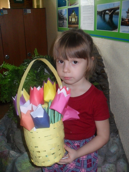"Букет тюльпанов" Конкурс детских поделок. Апрель 2013 "Букет тюльпанов"
