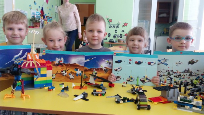 Все готово для освоения Сатурна Конкурс детского творчества «Космическое путешествие» Все готово для освоения Сатурна