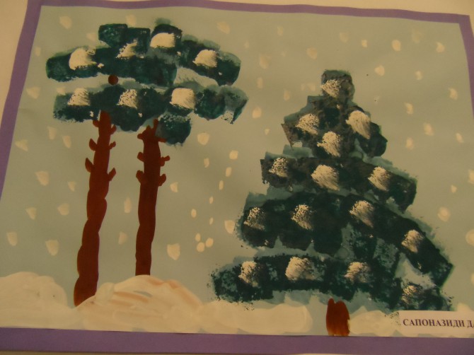 рисование мелками на тему новогодние каникулы в старшей группе. рисование ёлочки нетрадиционным способом. нетрадиционное рисование елка в старшей группе. нетрадиционное рисование елка в старшей группе. рисование елочки в старшей группе.