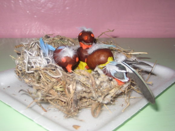 Птенчики в гнезде