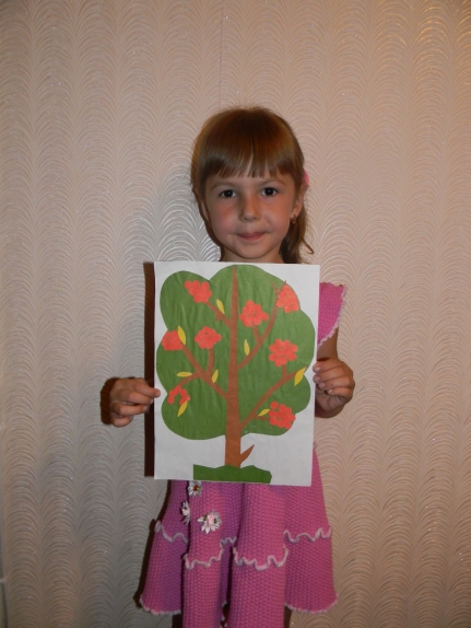 Аппликация: "День рождения рябинки". Конкурс детских поделок. Июнь 2013 Аппликация: "День рождения рябинки".
