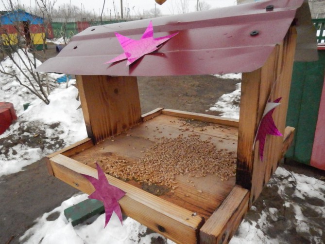 Кормушка для пичужки Акция «Кормушка для пичужки» Кормушка для пичужки