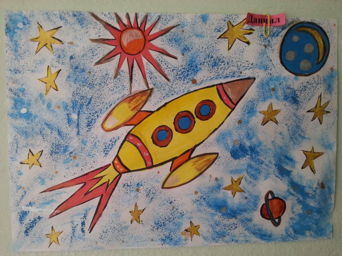 Тема космос в детском саду подготовительная. Рисование для детей космос. Рисунок на тему космос. Рисование в подготовительной группе на тему космос. Рисование космос в подготовительной группе.