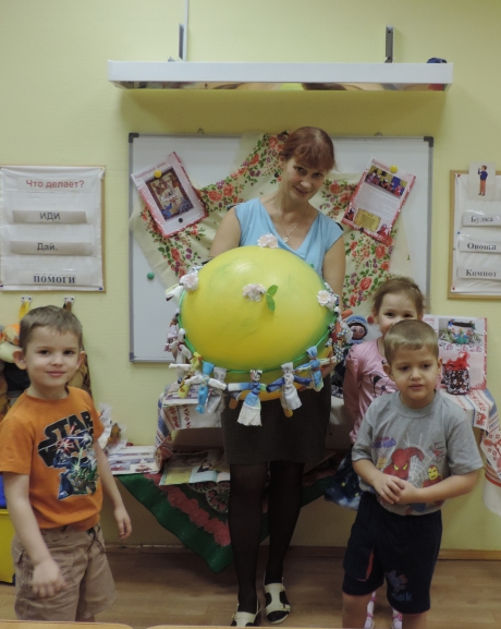 Гирлянда дружбы Международная акция «Гирлянда дружбы» Гирлянда дружбы