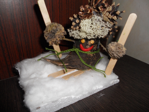 "Лыжник" Конкурс детских поделок.Январь 2014. Школьники "Лыжник"